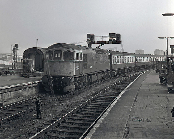33029 1983-08-25 Bristol TM