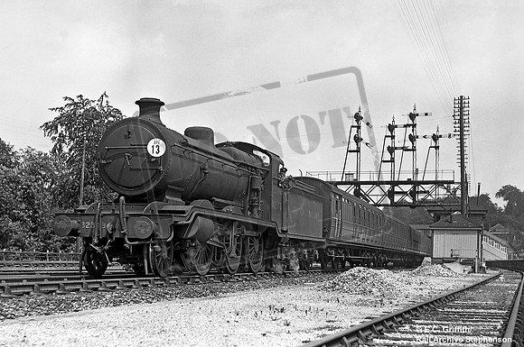 32348 1950-07-07 Farnborough