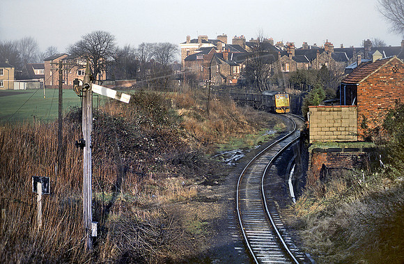 31273 1982-12-13 York Foss Islands Branch
