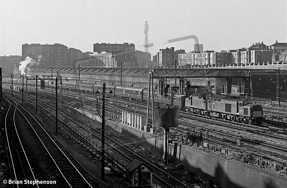 D324 1964-08-31 Camden