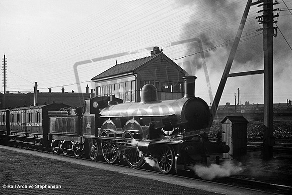 LNWR 526 1900s Willesden Junction.