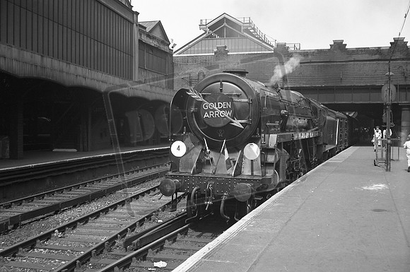 70004 1955c Victoria