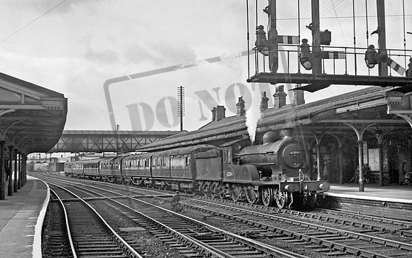 62384 1952-08-28 Selby