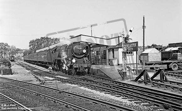 35028 1966-05-28 Dorchester