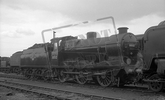 30532 1961-05-27 Eastleigh
