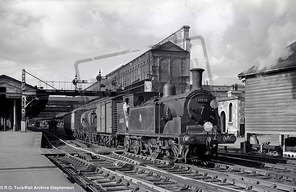 30670 1956-08-13 Exeter St Davids