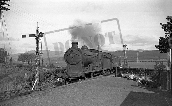 62426 1950s Highlandman