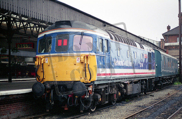 33114 1992-07-16 Salisbury Stn
