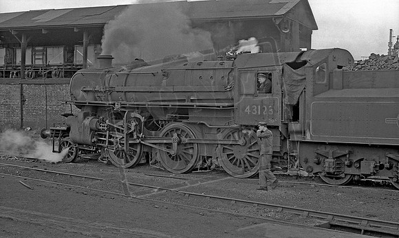 43123 1962-08-25 West Hartlepool
