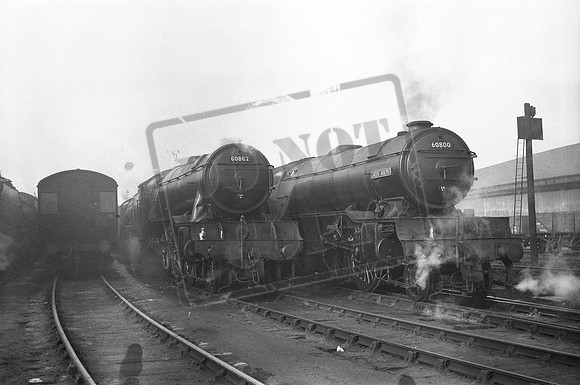 60862 60800 1961-02-19 Kings Cross shed-ROneg-005