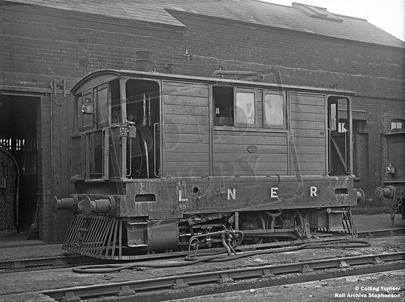 7135 1934-06 Ipswich shed
