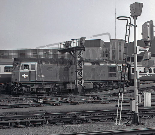 33020 1988-05-24 Bristol TM