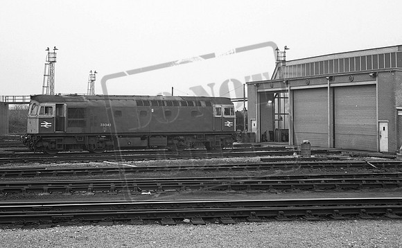 33043 1984-02-28 Bristol Bath Road