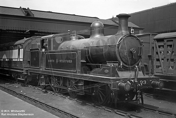 NSR 93 1920s Crewe station