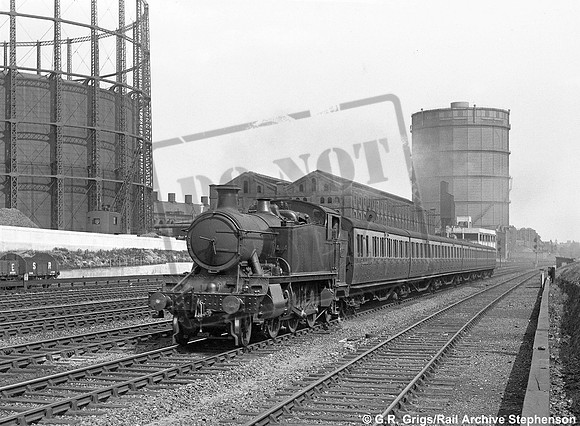 6112 1932-08-07 Kensal Green