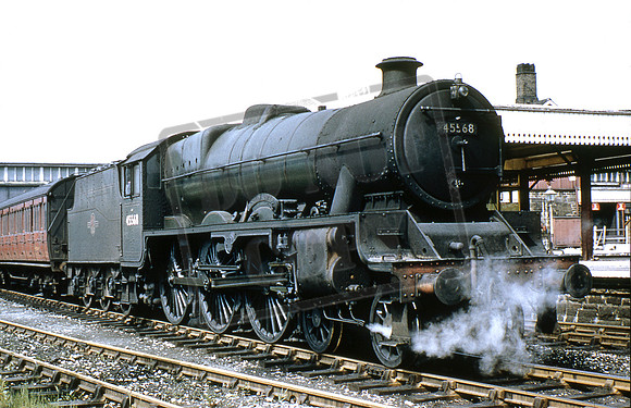 45568 1960s Chinley