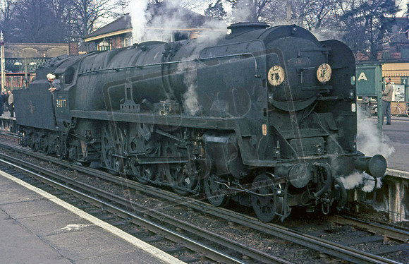34077 1967-02-05 Virginia Water