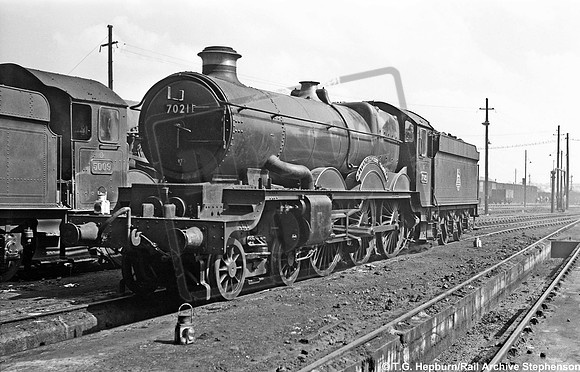 7021 1953c Swindon shed