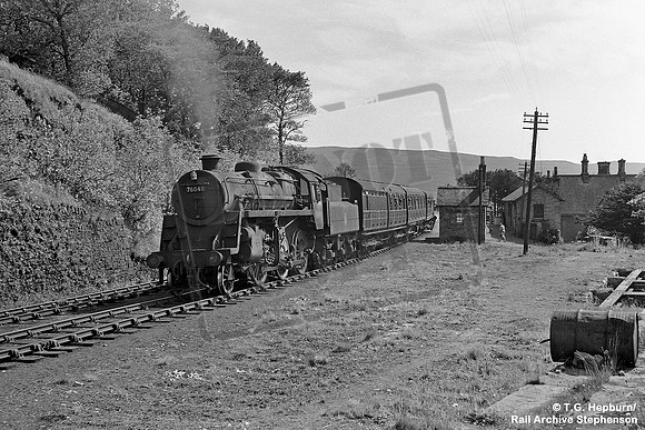 76048 1956-06-25 Barras