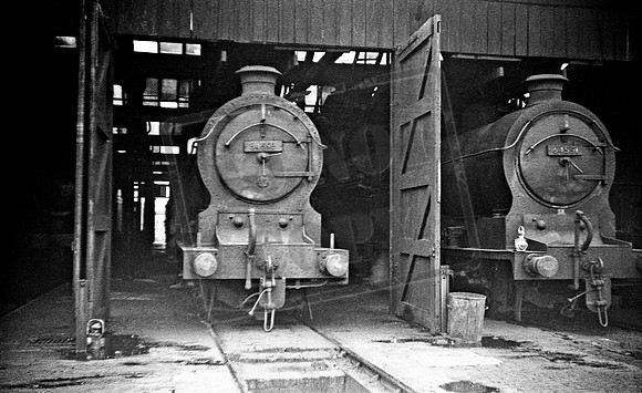 64593 64551 1963 Polmont shed