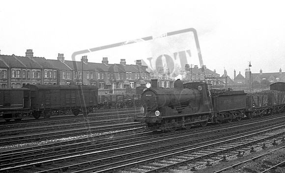 30689 1949c Brentford Central