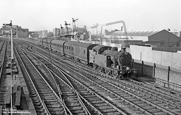 69724 1961-08-28 Thames Wharf Junction