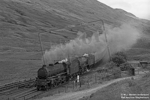 61342 1950s Glen Douglas