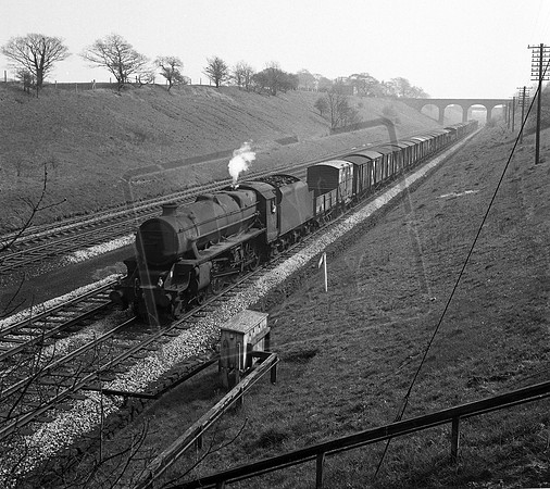 45069 1966-04-30 Charnock Richard