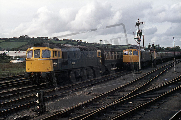 33033 1976 Exeter