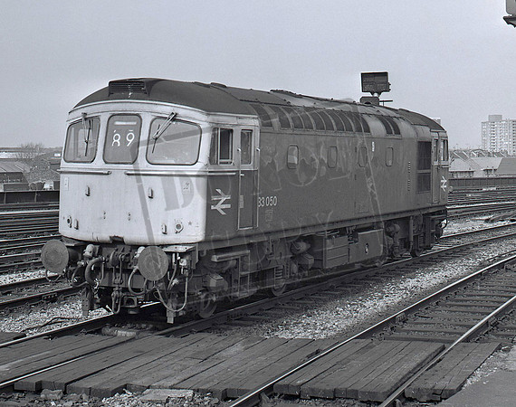 33050 1984-04-03 Bristol TM