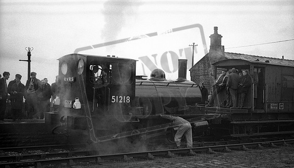 51218 1967-02-19 Shawclough & Healey station LCGB LYR Pug railtour-ROneg-1612-488-095