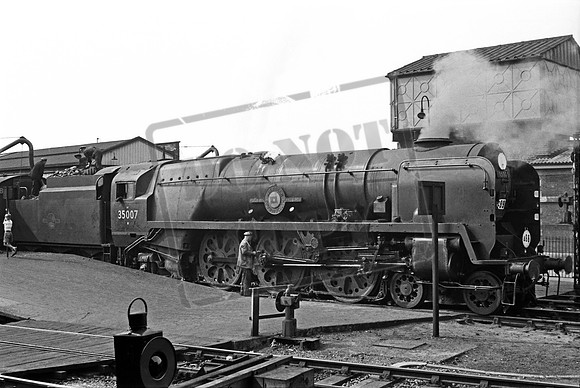 35007 1958-07-25 Salisbury