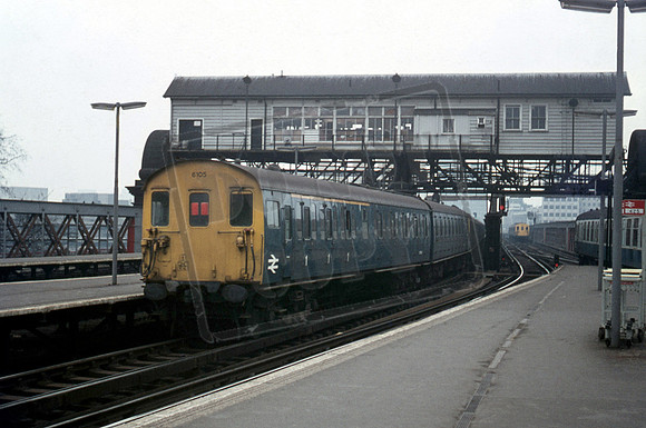 EMU 6105 1976-01-17 Charing Cross