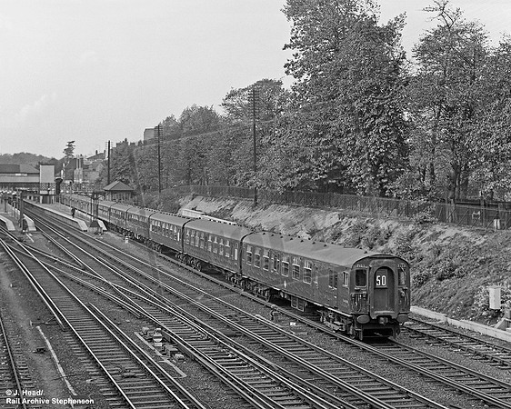 EMU 7153 1962c Bromley South