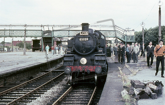 82029 1964-09-06 Ludgershall