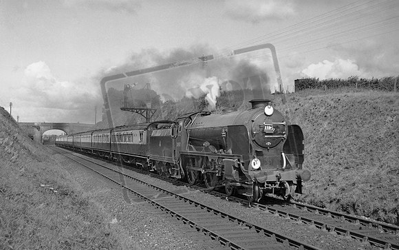 30937 1953-07-19 near Tonbridge