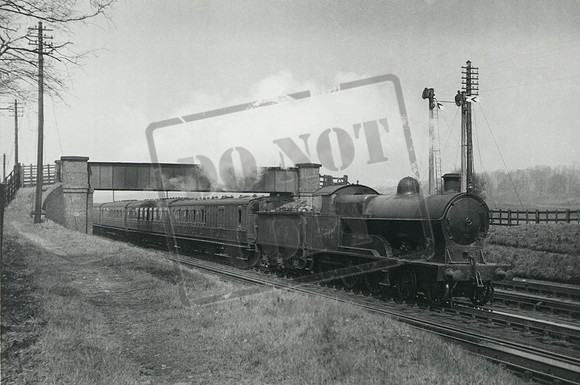 25611 1935-04 Rugby