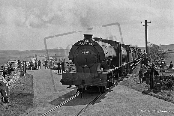 68012 1967-04-30 Pikehall