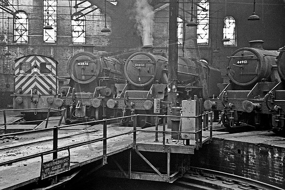 43076 44658 44912 1967-08-06 Leeds Holbeck