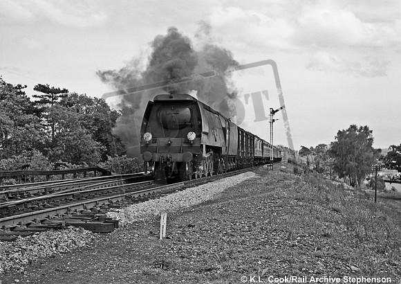 35028 1958-05-31 Hildenborough
