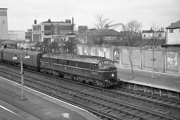 10001 1954-03-21 Surbiton