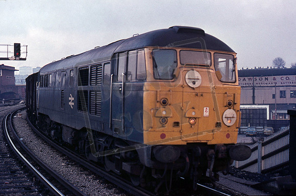 310xx 1971c Clapham Junction
