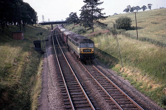 D1689 1966-07-03 Kings Sutton