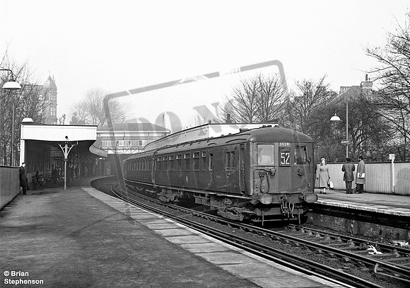 EMU 3028 1965-03-03 West Norwood