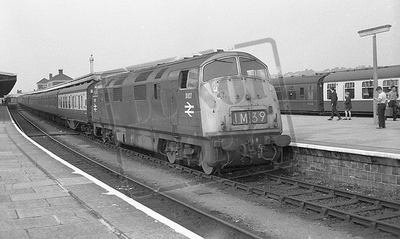 D827 1968-08 Plymouth