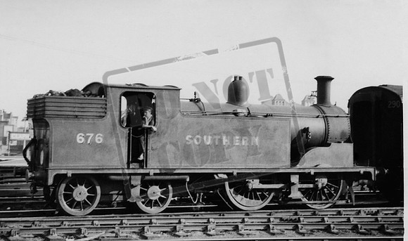676 1949-08-14 Clapham Junction