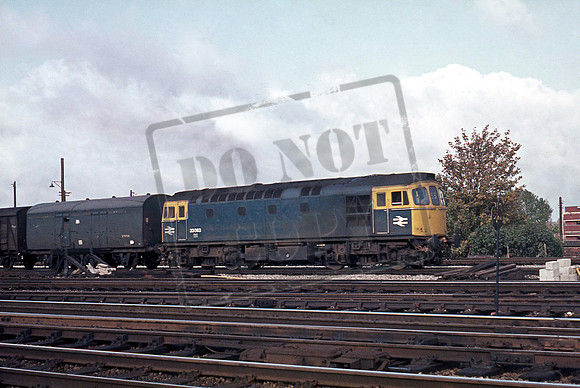 33063 1975c Reading