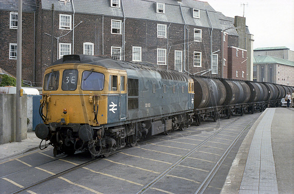 33103 1976c Weymouth Quay Tramway