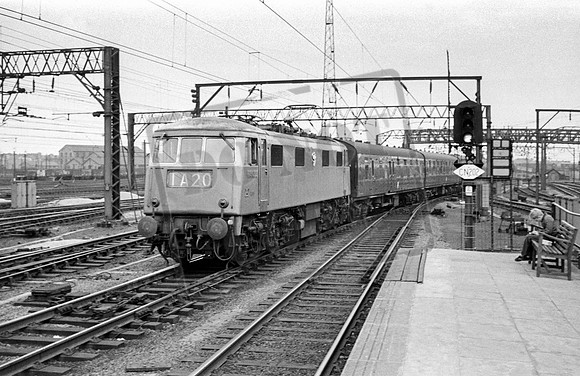 E3033 1964-08 Crewe