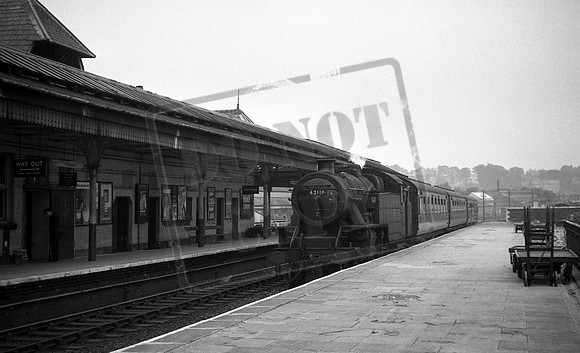 42118 1965-08-14 Kendal